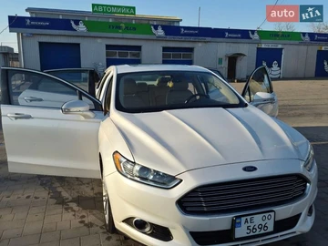 Авто Ford Fusion 2012 № 8666009