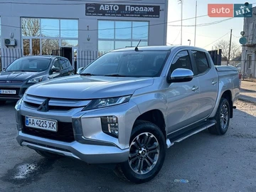Авто Mitsubishi L 200 2018 № 8666066