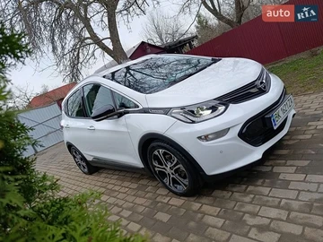 Авто Opel Ampera-E 2017 № 8666290