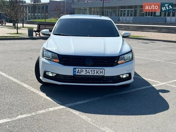 Авто Volkswagen Passat 2018 № 8666294