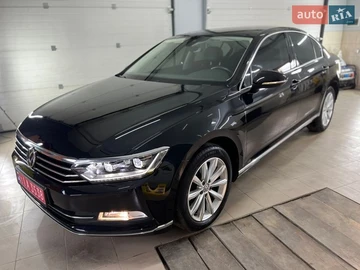 Авто Volkswagen Passat 2018 № 8666446