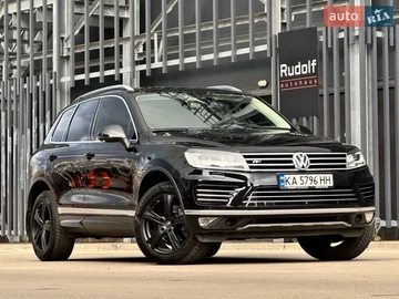 Авто Volkswagen Touareg 2014 № 8666485