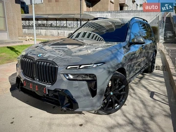 Авто BMW X7 2024 № 8666512