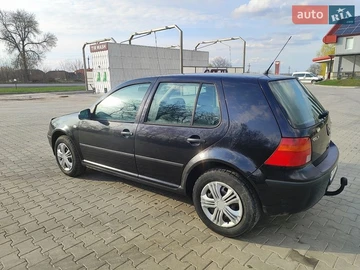 Авто Volkswagen Golf 2000 № 8666687
