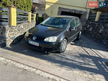 Авто Volkswagen Golf 2004 № 8666692