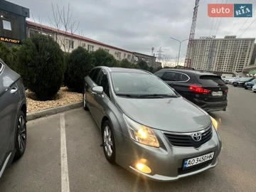 Авто Toyota Avensis 2010 № 8666770
