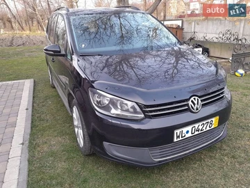 Авто Volkswagen Touran 2011 № 8666777