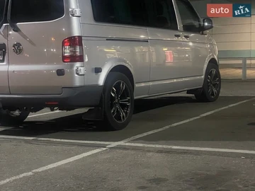 Авто Volkswagen Transporter 2010 № 8666882