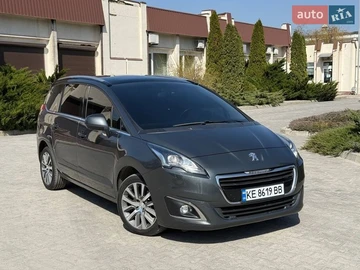Авто Peugeot 5008 2013 № 8666887