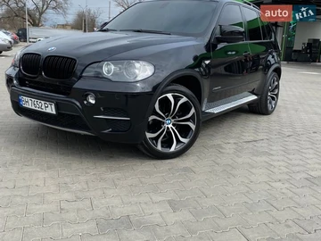 Авто BMW X5 2010 № 8666897