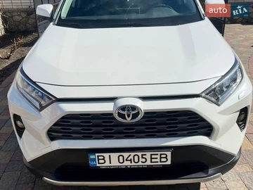 Авто Toyota Rav4 2019 № 8666936
