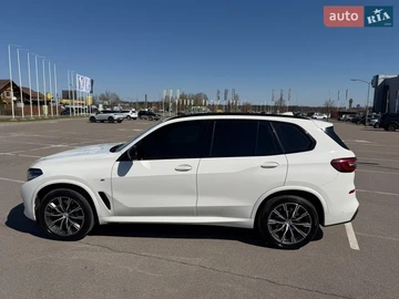 Авто BMW X5 2022 № 8666978