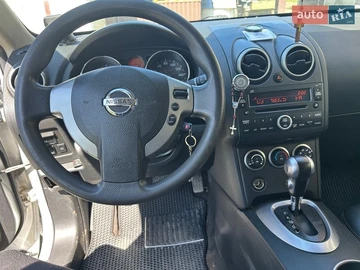 Авто Nissan Rogue 2008 № 8667328
