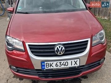 Авто Volkswagen Touran 2009 № 8667341