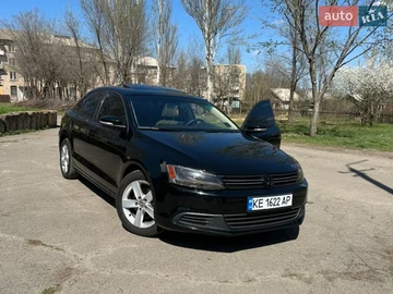 Авто Volkswagen Jetta 2013 № 8667549