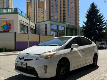 Авто Toyota Prius 2013 № 8667560