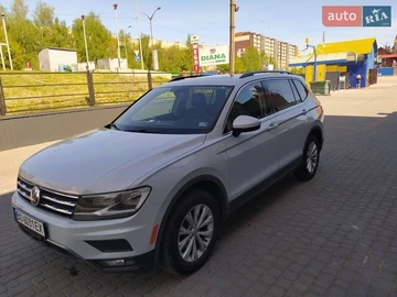 Авто Volkswagen Tiguan 2017 № 8667833