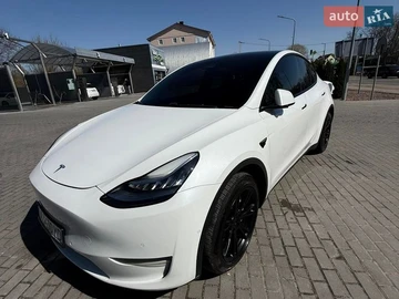 Авто Tesla Model Y 2020 № 8667850
