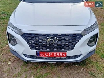 Авто Hyundai Santa Fe 2019 № 8667851