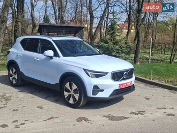 Авто Volvo Xc40 2025 № 8667914
