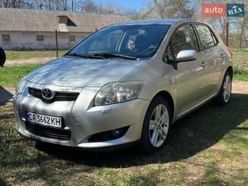 Авто Toyota Auris 2007 № 8668259