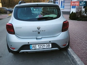 Авто Renault Sandero Stepway 2017 № 8668385