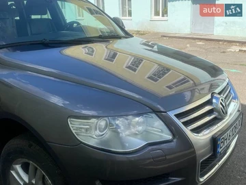 Авто Volkswagen Touareg 2009 № 8668581