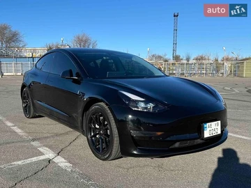 Авто Tesla Model 3 2021 № 8668691