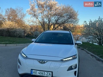 Авто Hyundai Kona Electric 2018 № 8668703