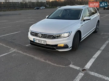 Авто Volkswagen Passat 2018 № 8668901