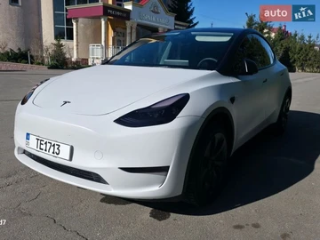 Авто Tesla Model Y 2024 № 8668950
