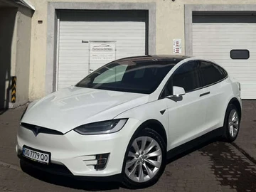 Авто Tesla Model X 2020 № 8668952