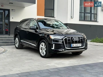 Авто Audi Q7 2023 № 8668983