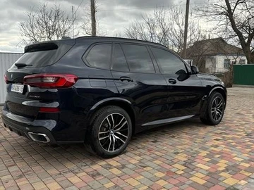 Авто BMW X5 2019 № 8668988
