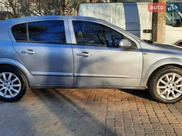 Авто Opel Astra 2004 № 8669233