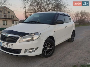 Авто Skoda Fabia 2011 № 8669282