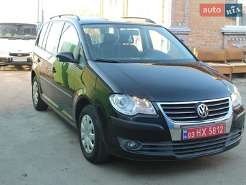 Авто Volkswagen Touran 2008 № 8669490