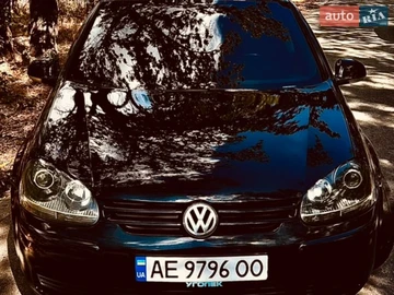 Авто Volkswagen Golf 2005 № 8669528