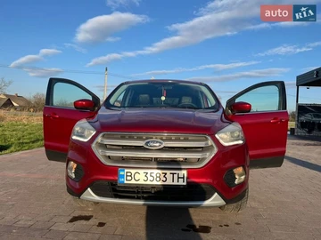 Авто Ford Escape 2019 № 8669815