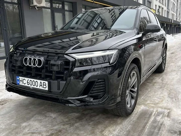 Авто Audi Q7 2024 № 8669859