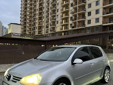 Авто Volkswagen Golf 2005 № 8669995