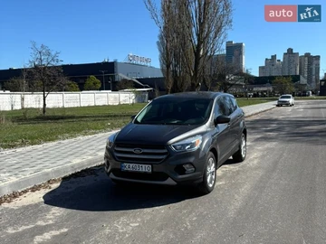 Авто Ford Escape 2016 № 8670317
