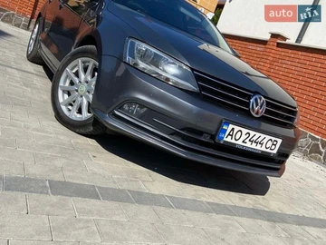 Авто Volkswagen Jetta 2016 № 8670324