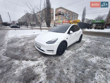 Авто Tesla Model Y 2022 № 8670355