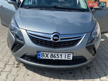 Авто Opel Zafira Tourer 2012 № 8670531