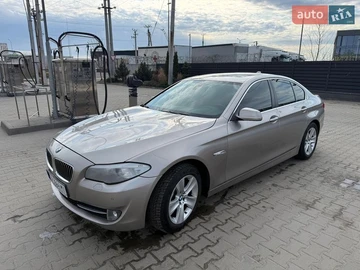 Авто BMW 5 Series 2012 № 8670849