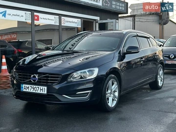 Авто Volvo V60 2015 № 8670874