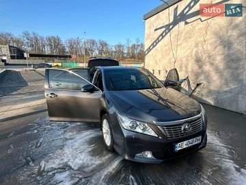 Авто Toyota Camry 2013 № 8670875
