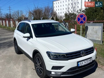 Авто Volkswagen Tiguan 2017 № 8671092