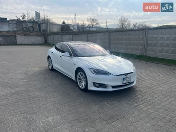 Авто Tesla Model S 2019 № 8671110